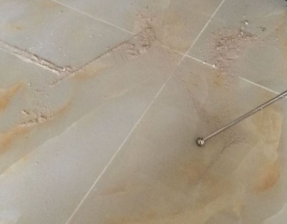 嘉峪关瓷砖空鼓维修公司分享粘合剂选择不当在瓷砖铺贴过程中可能导致以下问题